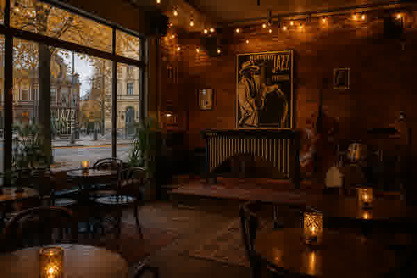 Jazzcafé 83